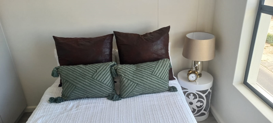 2 Bedroom Property for Sale in Flamingo Vlei Western Cape